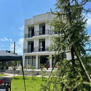 https://villa-flora.batumihotels.net